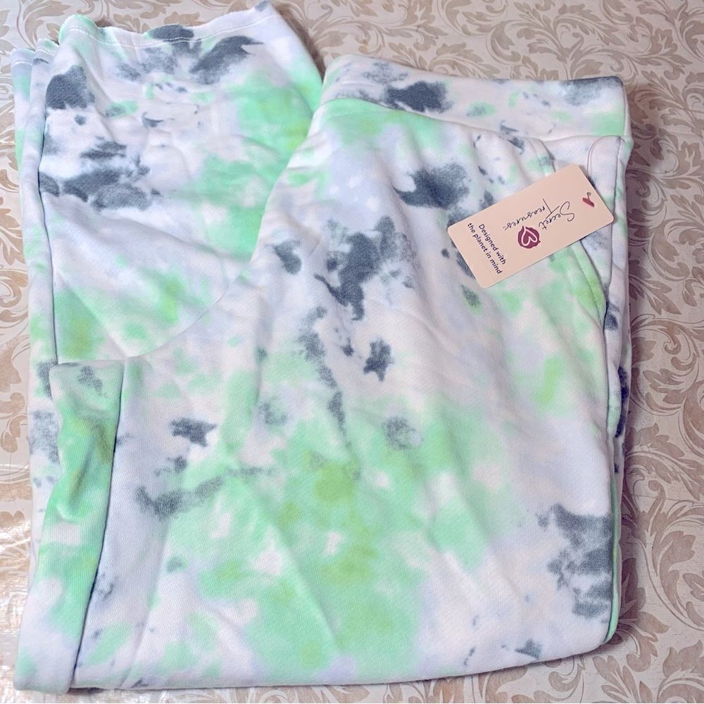 NWT Secret Treasures Cropped Sleep Pants Stretch Waist Pockets Sz Medium 8-10 